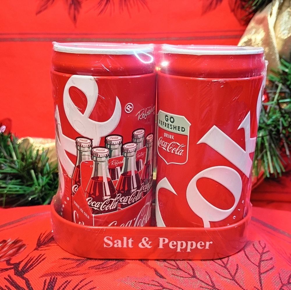 Coca-Cola Red Salt & Pepper Set